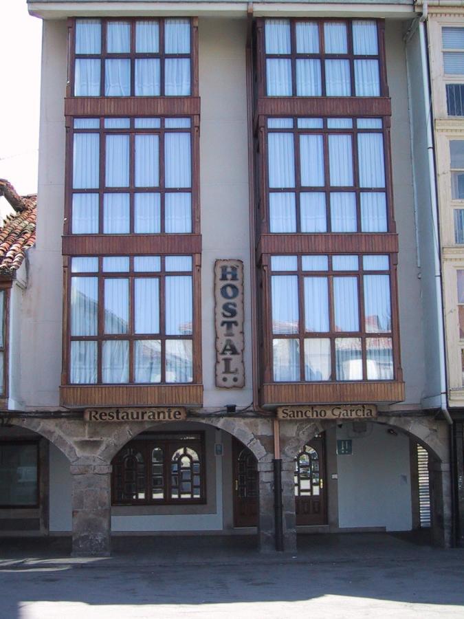 Hostal Sancho Garcia Espinosa de los Monteros Exterior foto