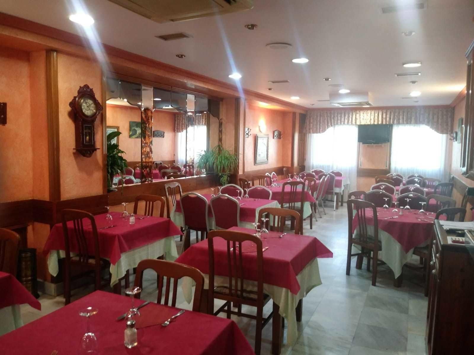 Hostal Sancho Garcia Espinosa de los Monteros Exterior foto